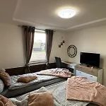 Neyra Villa Pula
