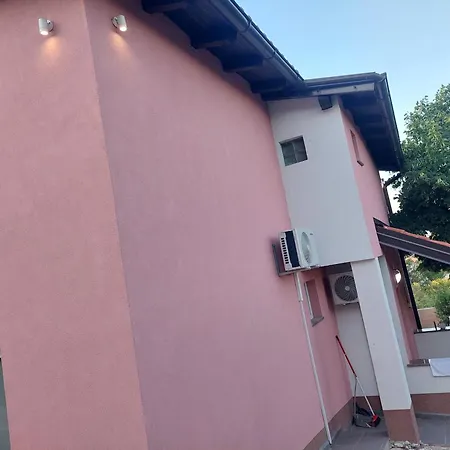 Villa Neyra *