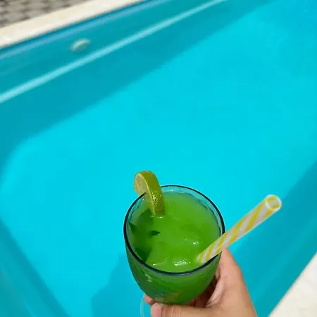 Neyra فيلة *