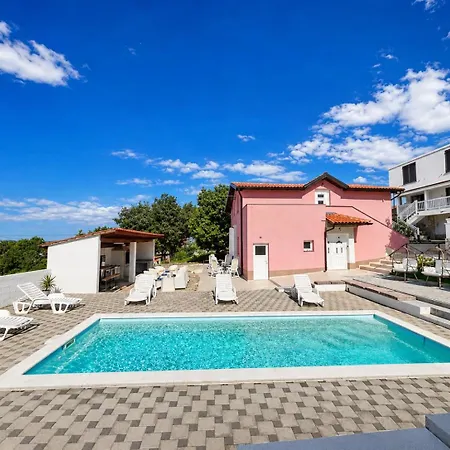 Villa Neyra