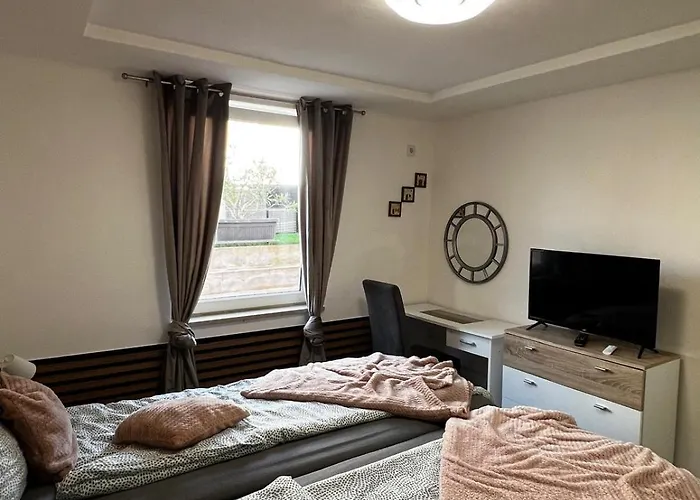 Neyra Villa Pola